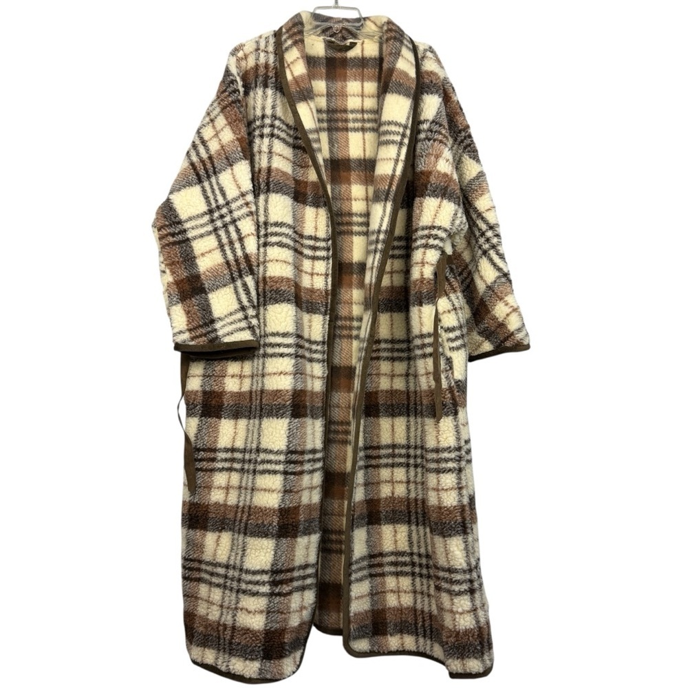 Vintage Wool Pile Plaid Lodge Coat Blanket Coat Cabincore Robe